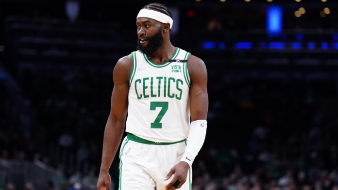 jaylen-brown-(ankle)-leaves-game-vs-hawks,-and-the-celtics-can-only-hope-this-injury-isn’t-serious-–-cbssports.com